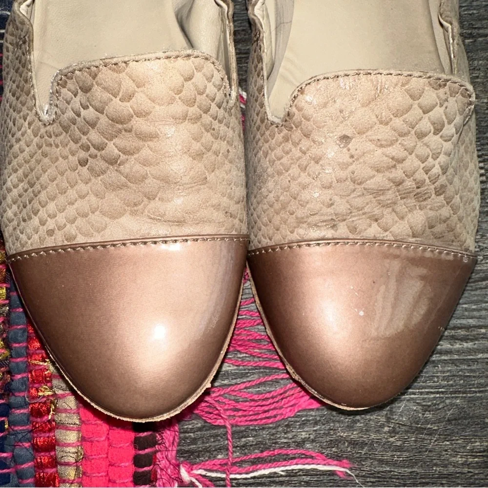 ATTILIO GIUSTI LEOMBRUNI AGL taupe snakeskin leather cap toe flats. 38.5 - Picture 2 of 11